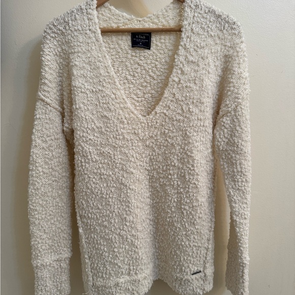 Abercrombie & Fitch Sweaters - Abercrombie & Fitch Ultra Soft Texturex White V-Neck Sweater